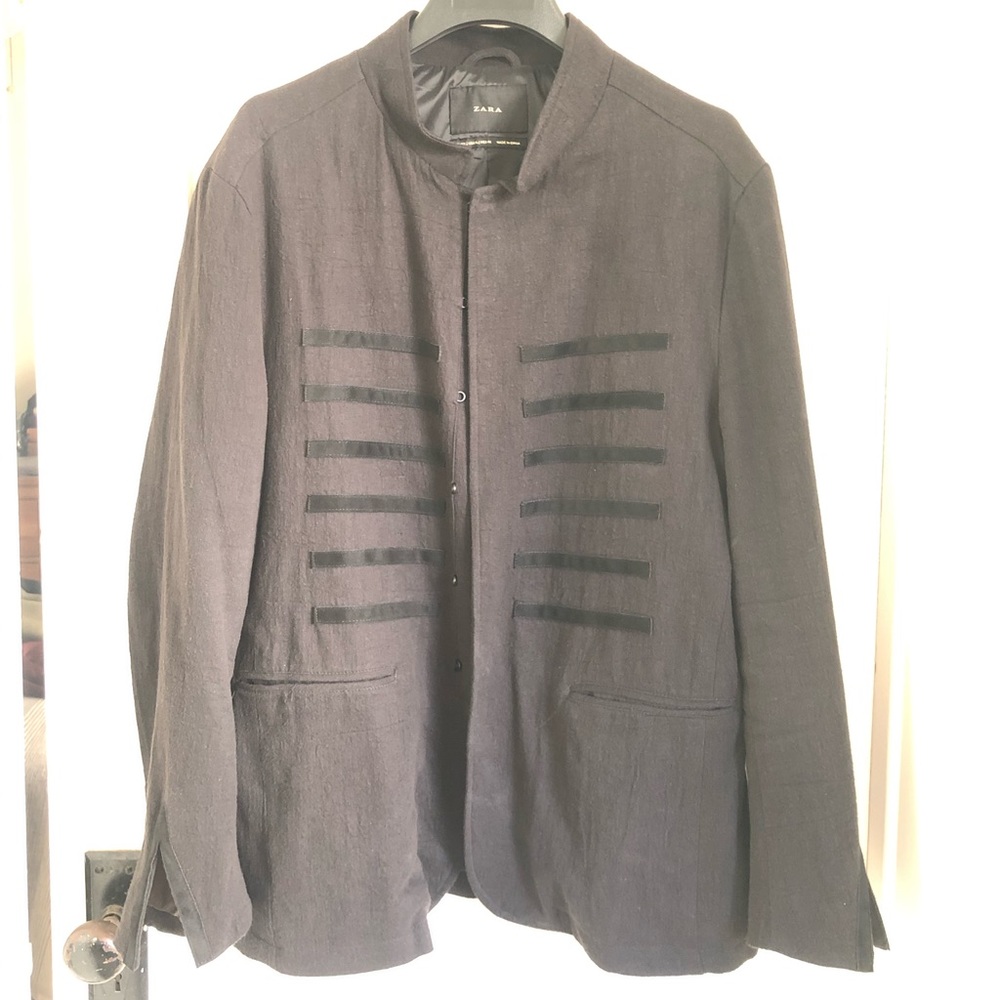 Zara Men’s military blazer. XL